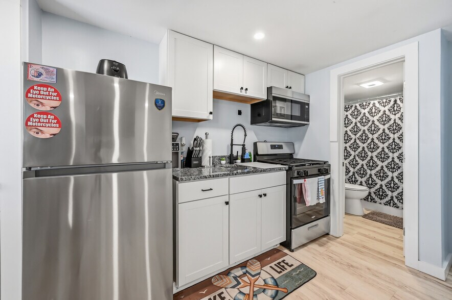 More Photos Of 5214 Old Lake Rd, Geneva Apartments For Sale