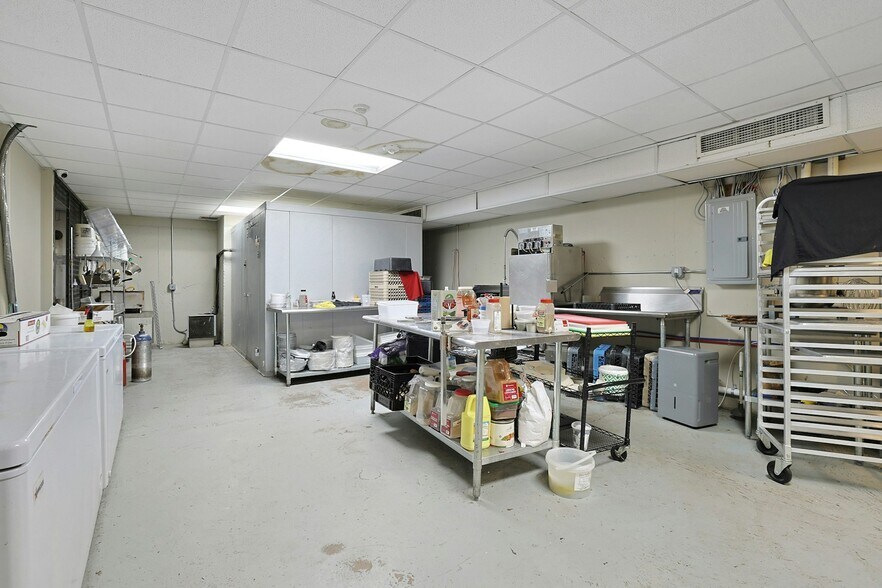 More Photos Of 50 Lafayette Ave, Suffern Freestanding For Sale