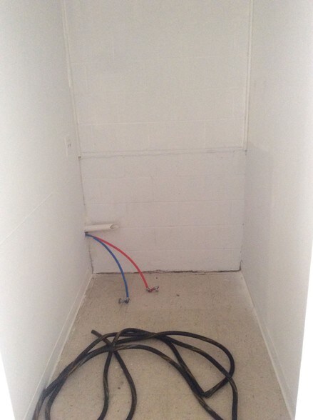 More Photos Of 5636 US Route 60, Huntington Unknown For Lease