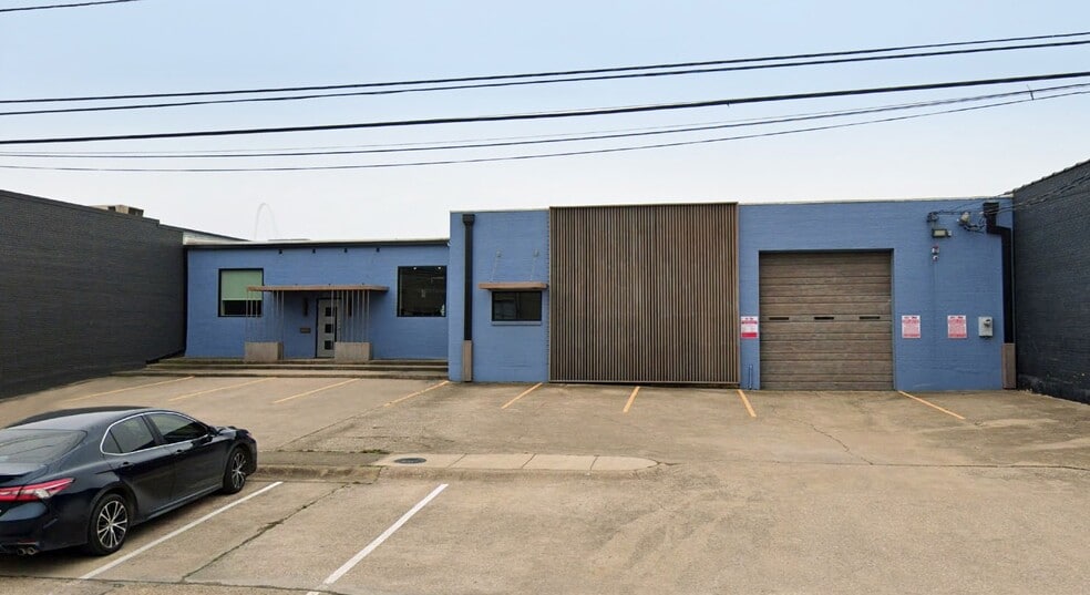 Primary Photo Of 1027 Dragon St, Dallas Flex For Lease