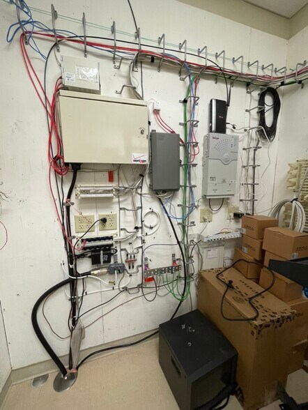 More Photos Of 84 N Plank Rd, Newburgh Storefront For Lease