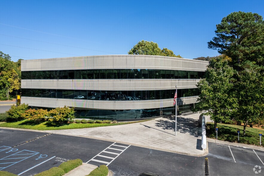 Primary Photo Of 600 Luckie Dr, Birmingham Office For Lease