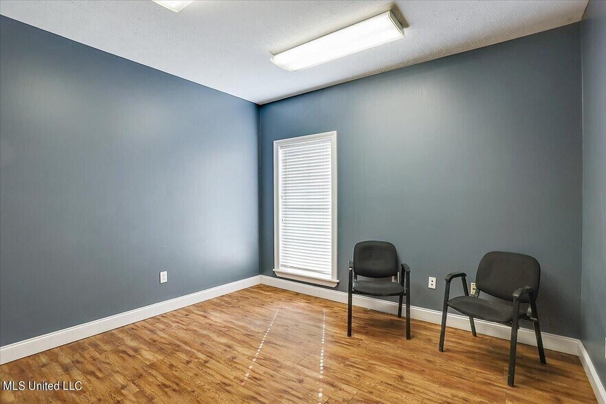 More Photos Of 2873 Highway 49 S, Florence Auto Dealership For Sale