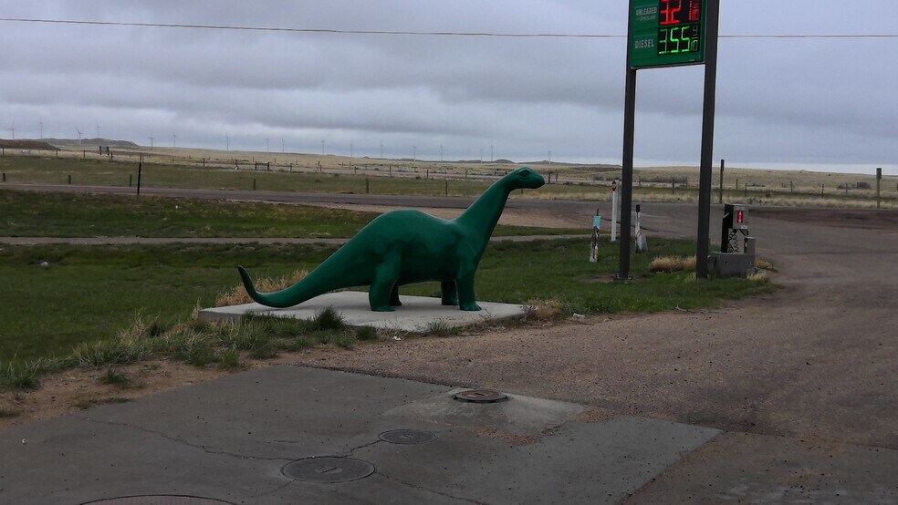 More Photos Of 7 55 Ranch Rd, Glenrock Service Station For Sale