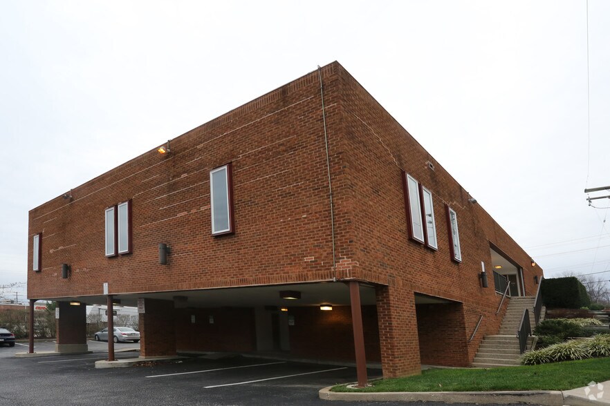 More Photos Of 9403 Harford Rd, Parkville Medical For Lease