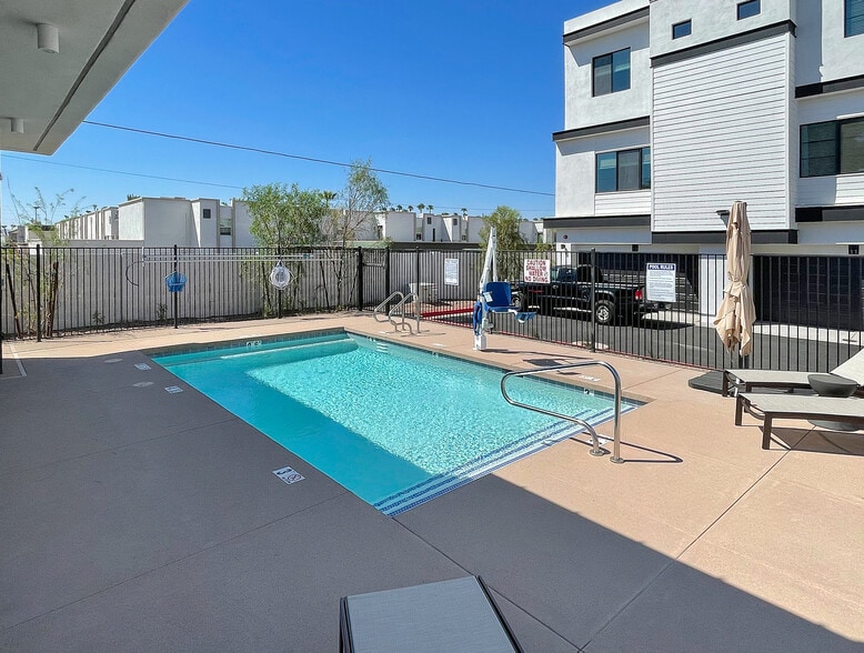 More Photos Of 3213 E Flower St, Phoenix Apartments For Sale