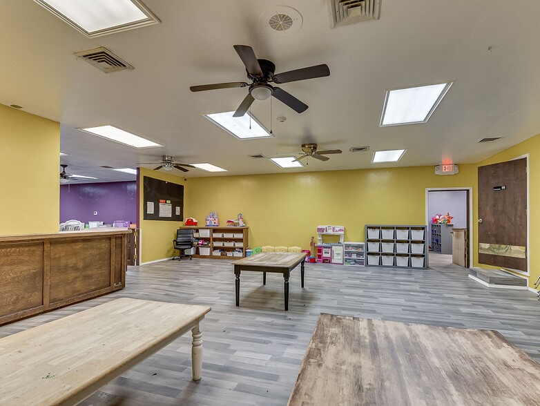 More Photos Of 1419 W London St, El Reno Religious Facility For Sale
