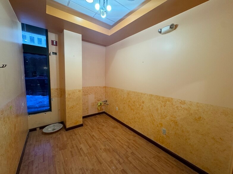 More Photos Of 2001 Hamilton St, Philadelphia Apartments For Lease