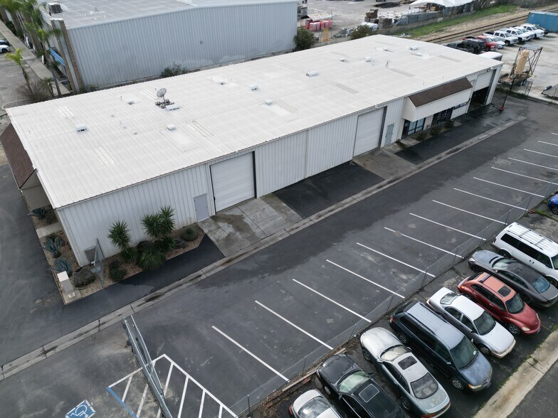 More Photos Of 4551 Grissom St, Bakersfield Warehouse For Sale