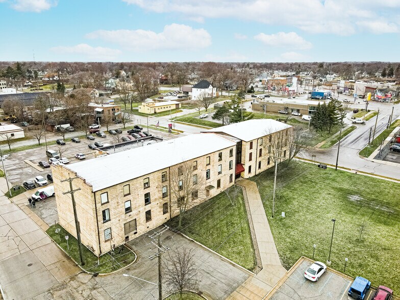 More Photos Of 500 S Hamilton St, Saginaw Medical For Sale