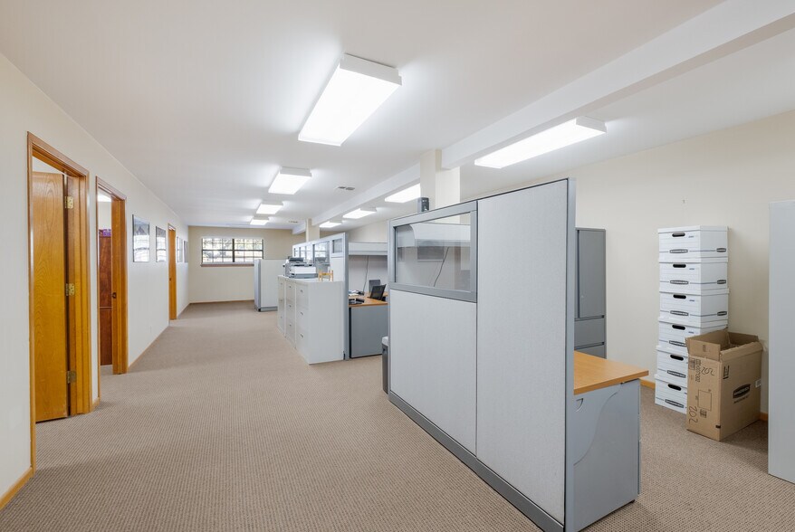 More Photos Of 14893 Bandera Rd, Helotes Office For Lease