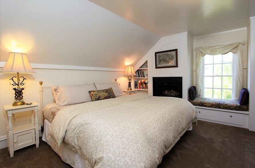 More Photos Of 2476 Main St, Cambria Hospitality For Sale
