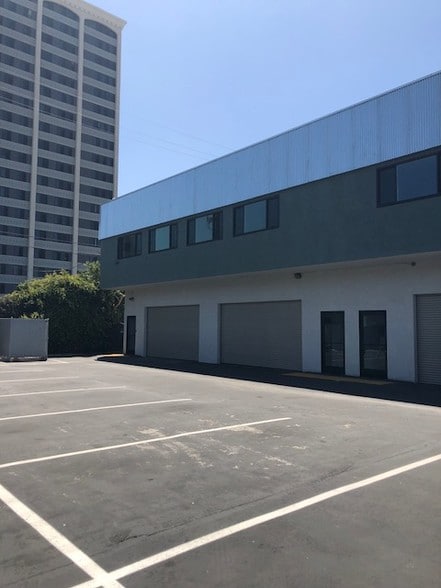 More Photos Of 1908 Pomona Ave, Costa Mesa Unknown For Lease