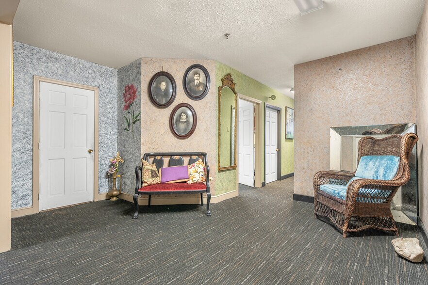 More Photos Of 56 N Bedford St, East Bridgewater Office For Sale
