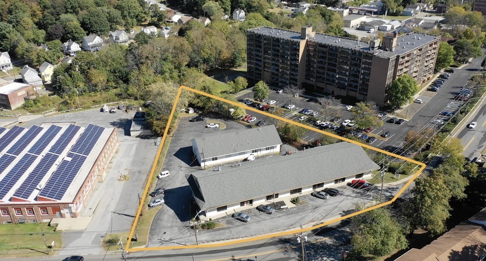 More Photos Of 55 Mill St, Newton Storefront Retail Office For Lease