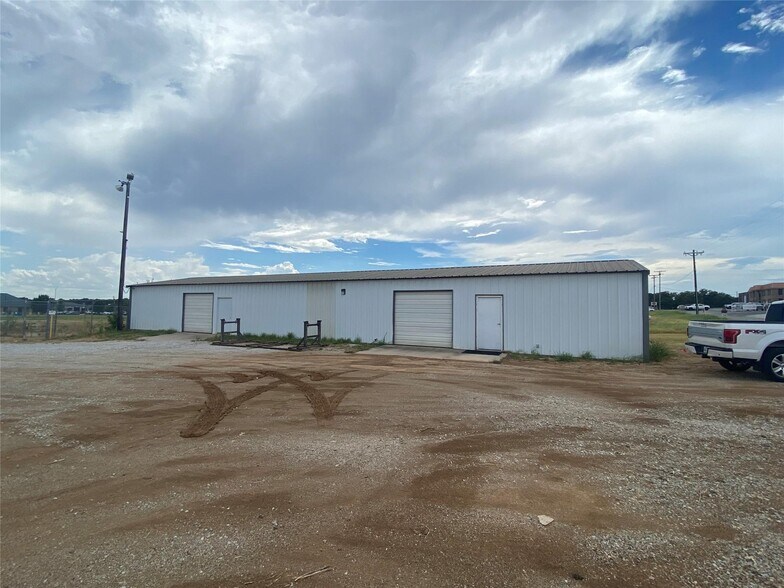 More Photos Of 191 Energy Way, Bridgeport Office For Sale