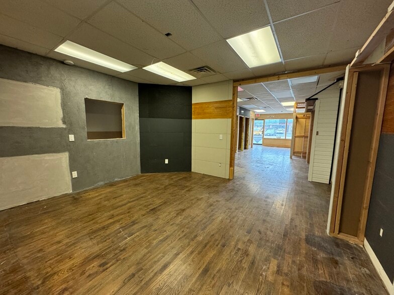 More Photos Of 51-53 W Montauk Hwy, Lindenhurst Storefront Retail Office For Sale