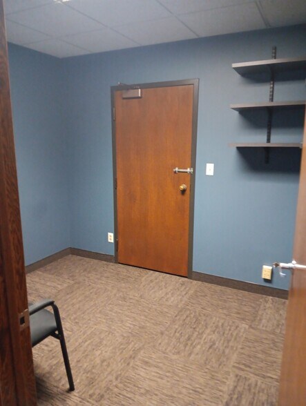 More Photos Of 300 3rd Ave SE, Rochester Medical For Sale