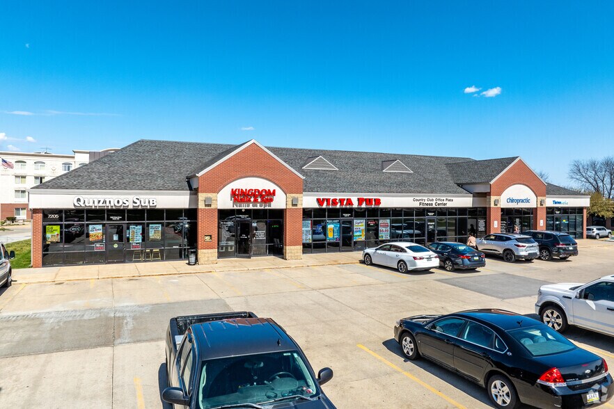 More Photos Of 7205 Vista Dr, West Des Moines General Retail For Lease
