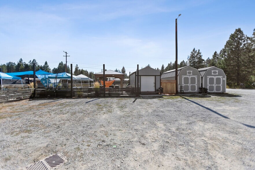 More Photos Of 802 S Shore Diamond Lake Rd, Newport Restaurant For Sale