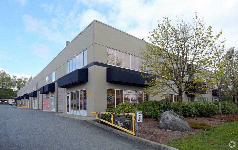 More Photos Of 8333 130th St, Surrey Flex For Sale