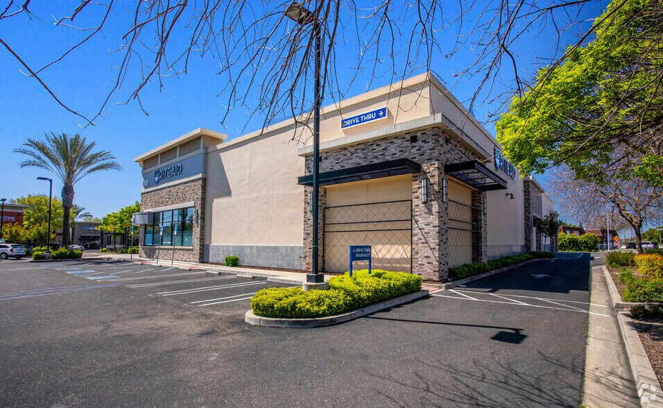 More Photos Of 1707 McHenry Ave, Modesto Drugstore For Sale