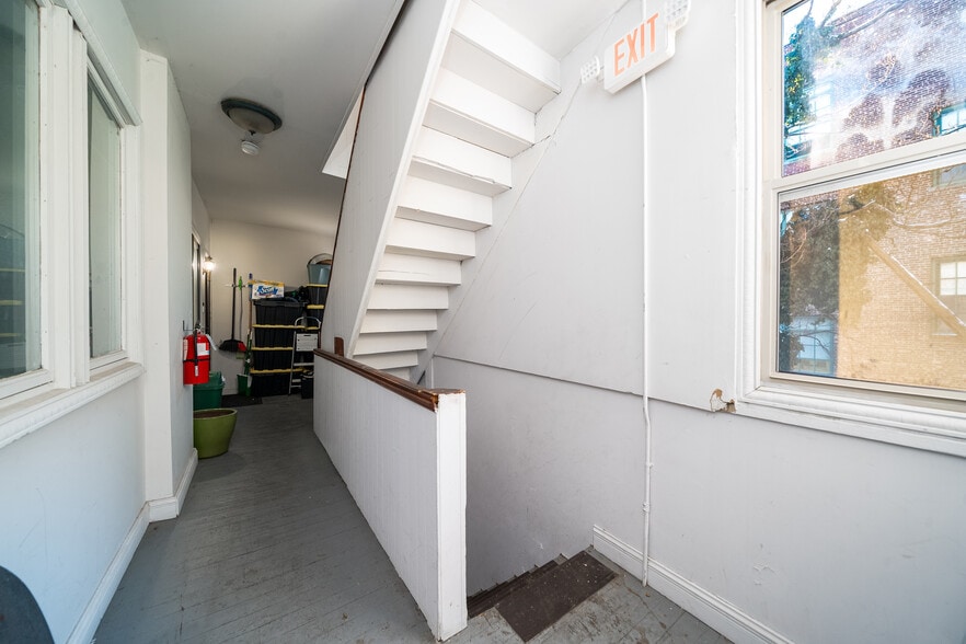 More Photos Of 103-105 Devon St, Kearny Apartments For Sale