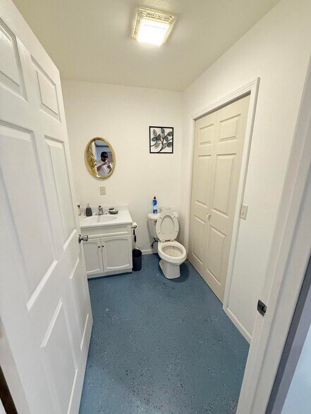 More Photos Of 232 Main St, Otho Storefront For Sale