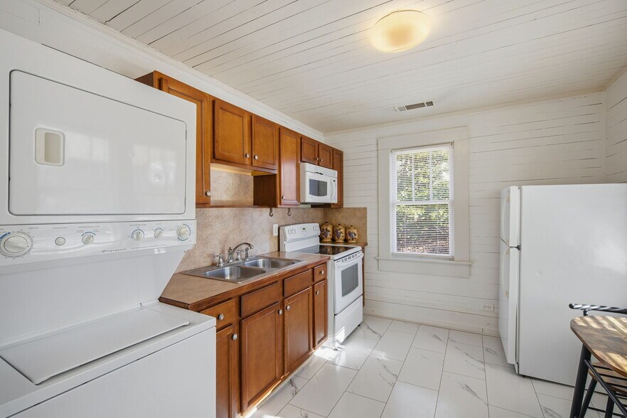 More Photos Of 1374 Dawsonville Hwy, Dahlonega Multifamily For Sale