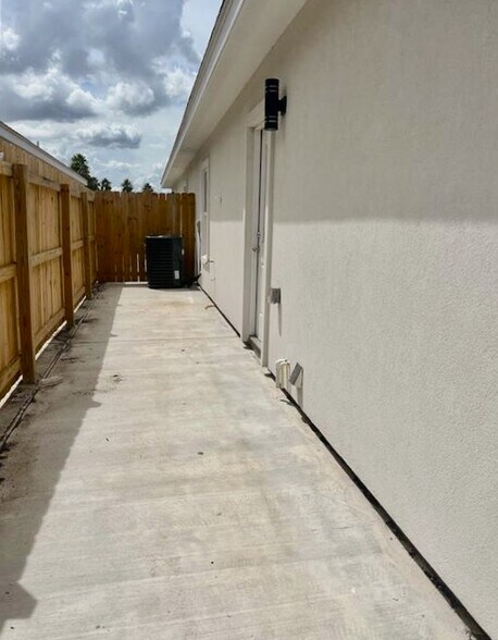 More Photos Of 3312 S Colt Ln, Edinburg Apartments For Sale
