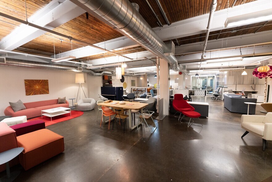 More Photos Of 219 Dufferin St, Toronto Unknown For Lease