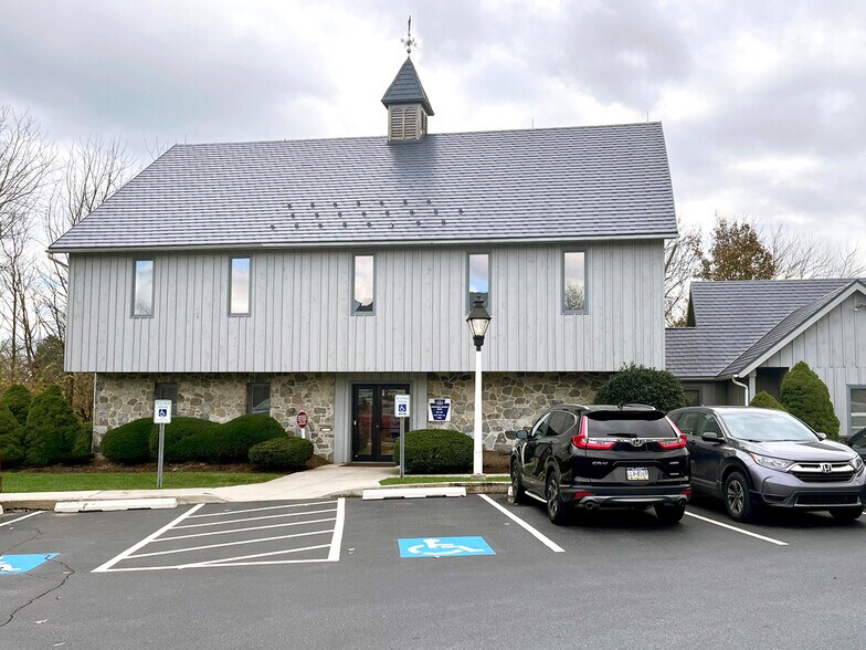 Primary Photo Of 2205 Oregon Pike, Lancaster Office For Lease