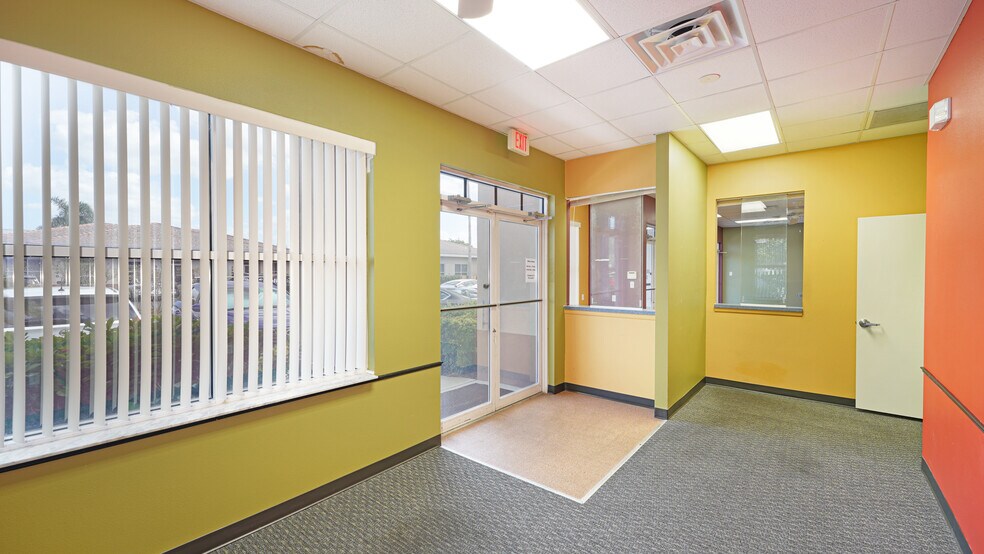 More Photos Of 3950 Sr-64 E, Bradenton Medical For Sale