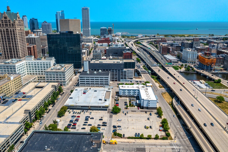 More Photos Of 191 Michigan, Milwaukee Land For Sale