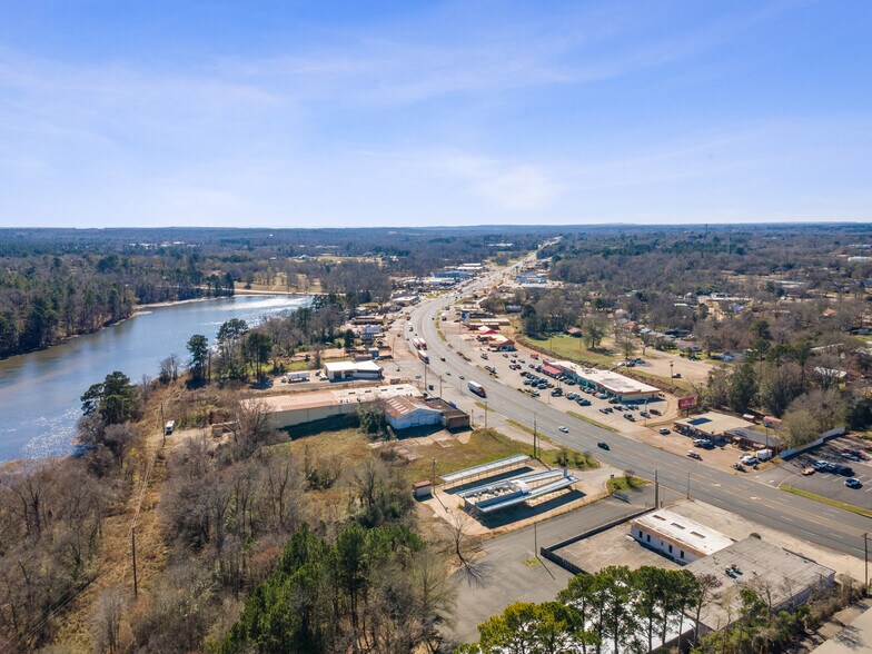 More Photos Of 420 US Highway 79 N, Henderson Land For Sale