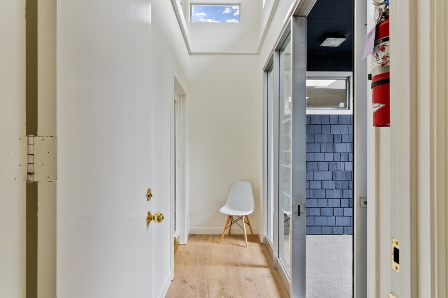 More Photos Of 125-131 Camino Alto, Mill Valley Office For Lease