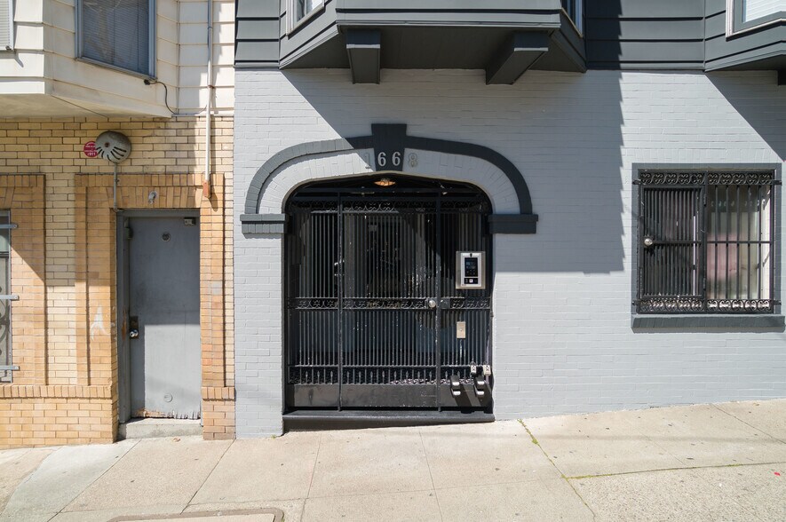 More Photos Of 1668 Washington St, San Francisco Apartments For Sale