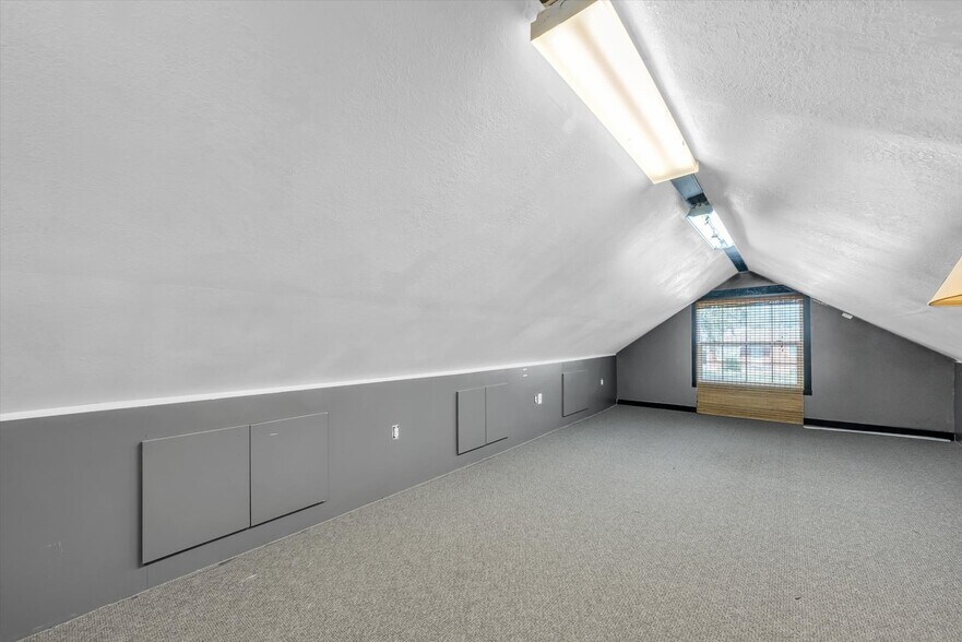 More Photos Of 1106 E 4500 S, Millcreek Office Residential For Sale