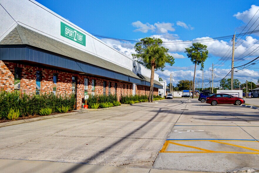 More Photos Of 4949 Sunbeam Rd, Jacksonville Unknown For Lease