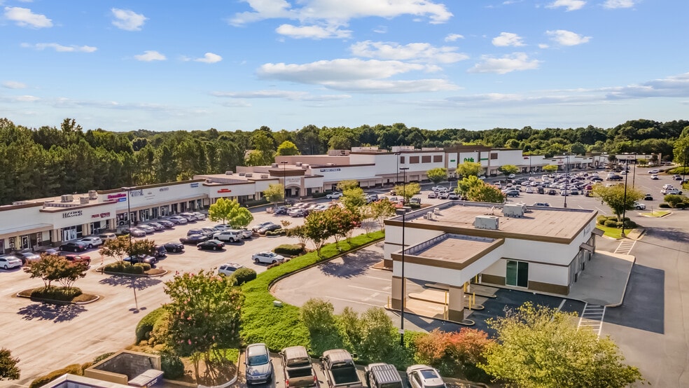 More Photos Of 3320-3370 Sugarloaf Pky, Lawrenceville Unknown For Lease