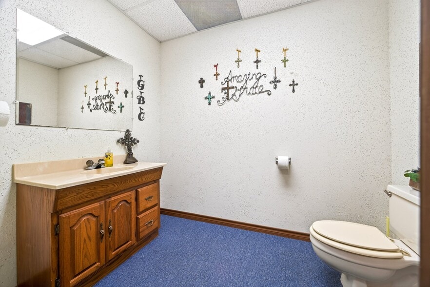 More Photos Of 11141 N Avenue L, La Porte Religious Facility For Sale