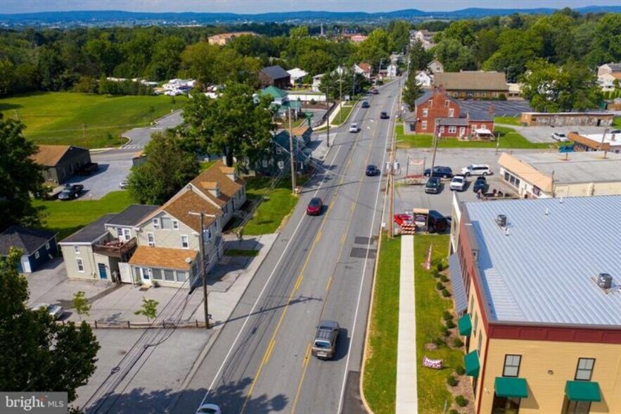 More Photos Of 936-940 Lititz Pike, Lititz Flex For Sale