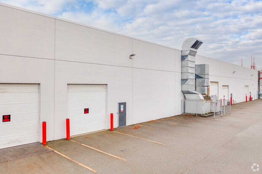 More Photos Of 8500 River Rd, Delta Warehouse For Lease
