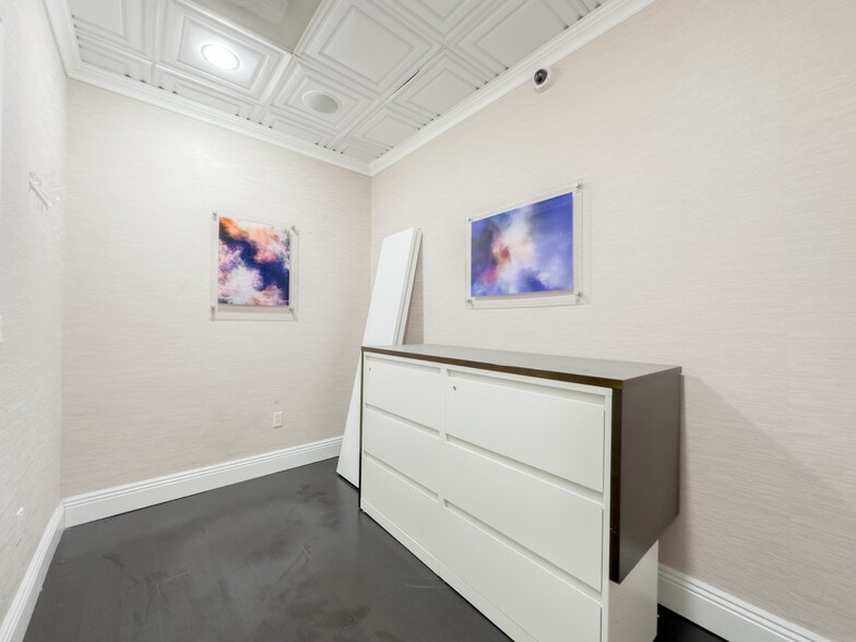 More Photos Of 110 E Ridgewood Ave, Paramus Medical For Sale