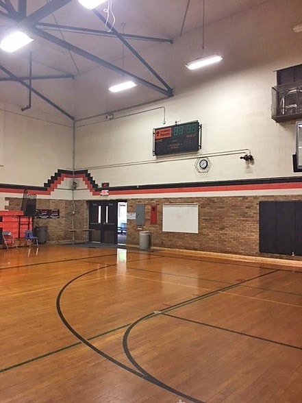 More Photos Of 305 W Elizabeth St, Stockbridge Schools For Sale