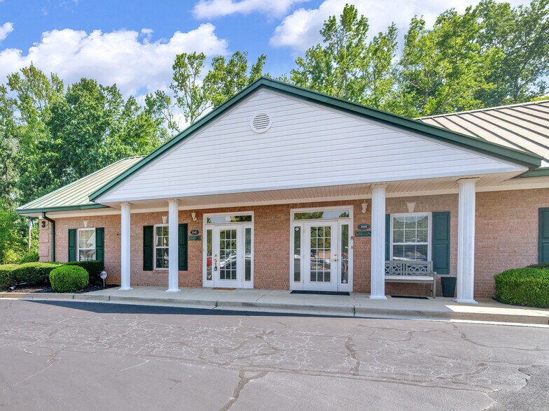 More Photos Of 2336 Wisteria Dr, Snellville Medical For Sale