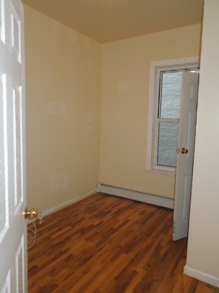 More Photos Of 466 Prospect Pl, Brooklyn Apartments For Sale