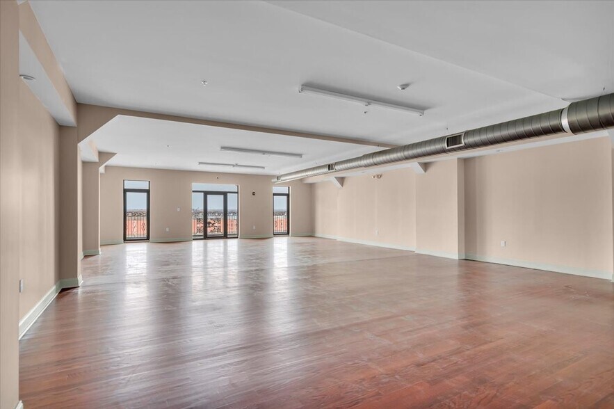 More Photos Of 1314-1316 S Howard St, Philadelphia Manufacturing For Sale