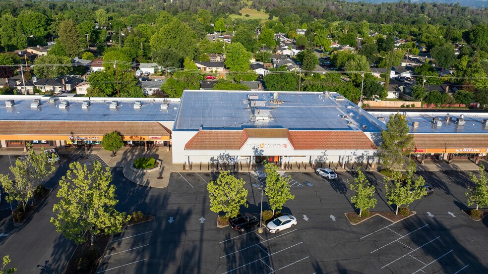 More Photos Of 6392-6512 Westside Rd, Redding Unknown For Lease