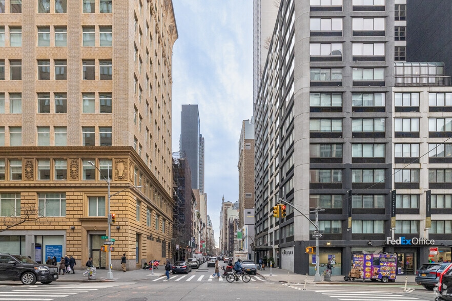 More Photos Of 127 W 24th St, New York Loft Creative Space For Sale